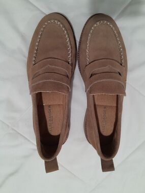 Kelsi Dagger Tan Suede Penny Loafers Size 7 Worn Once